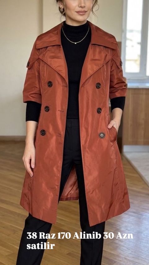 Qadınlar üçün rezinəoxşar qırmızı-kərpic rəngli trençkot. Dizdən aşağı — Bakı