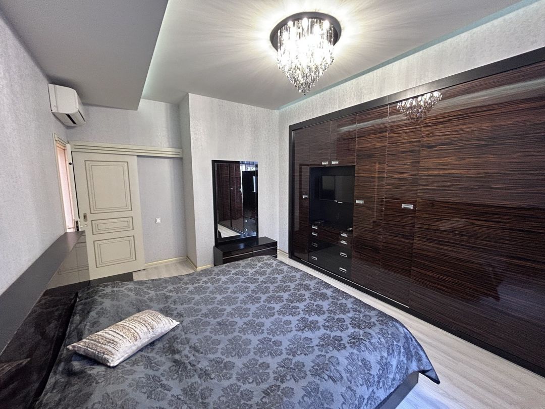 İcarəyə verilir 3 otaqlı yeni tikili 138 m² — Mənzil, Bakı (5)