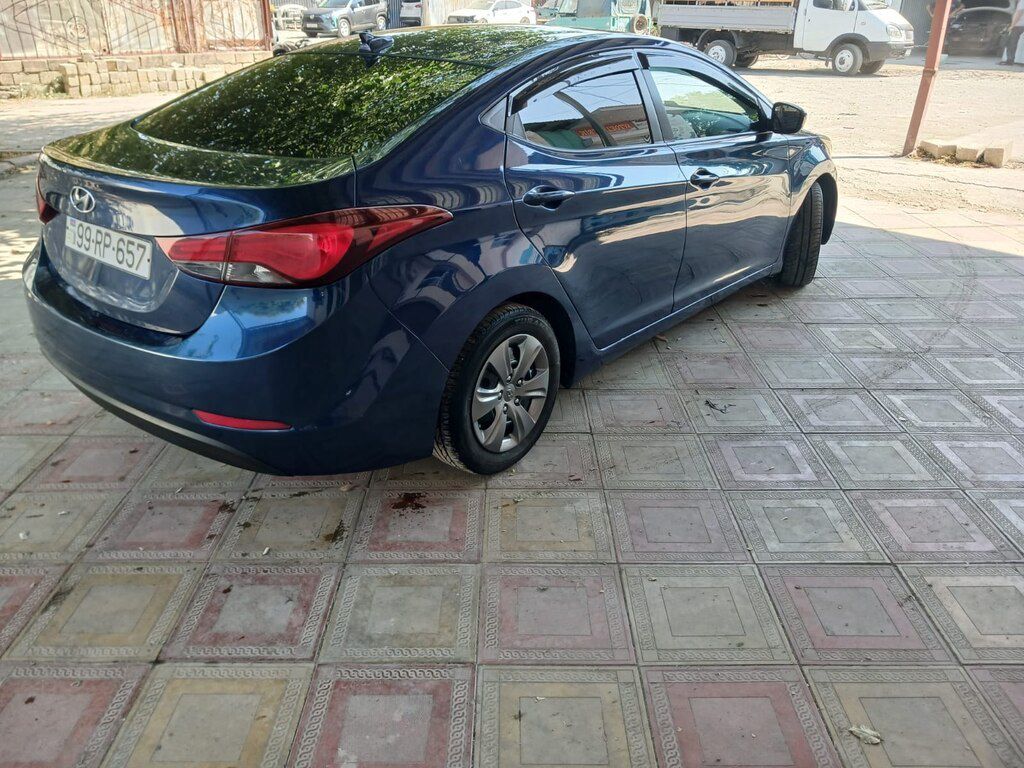 Hyundai Elantra, 1.8 L, 2015 il, 300 000 km 99-RP-657 — Avtomobillər, Sumqayıt (9)