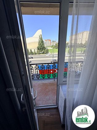 Satılır 3 otaqlı 80 m² köhnə tikili Nəriman Nərimanov m