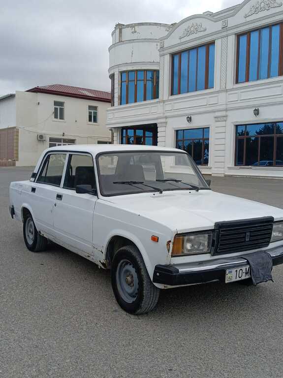 Lada (VAZ) 2107, 1.6 L, 2003 il, 250 000 km — Avtomobillər, Bakı (3)
