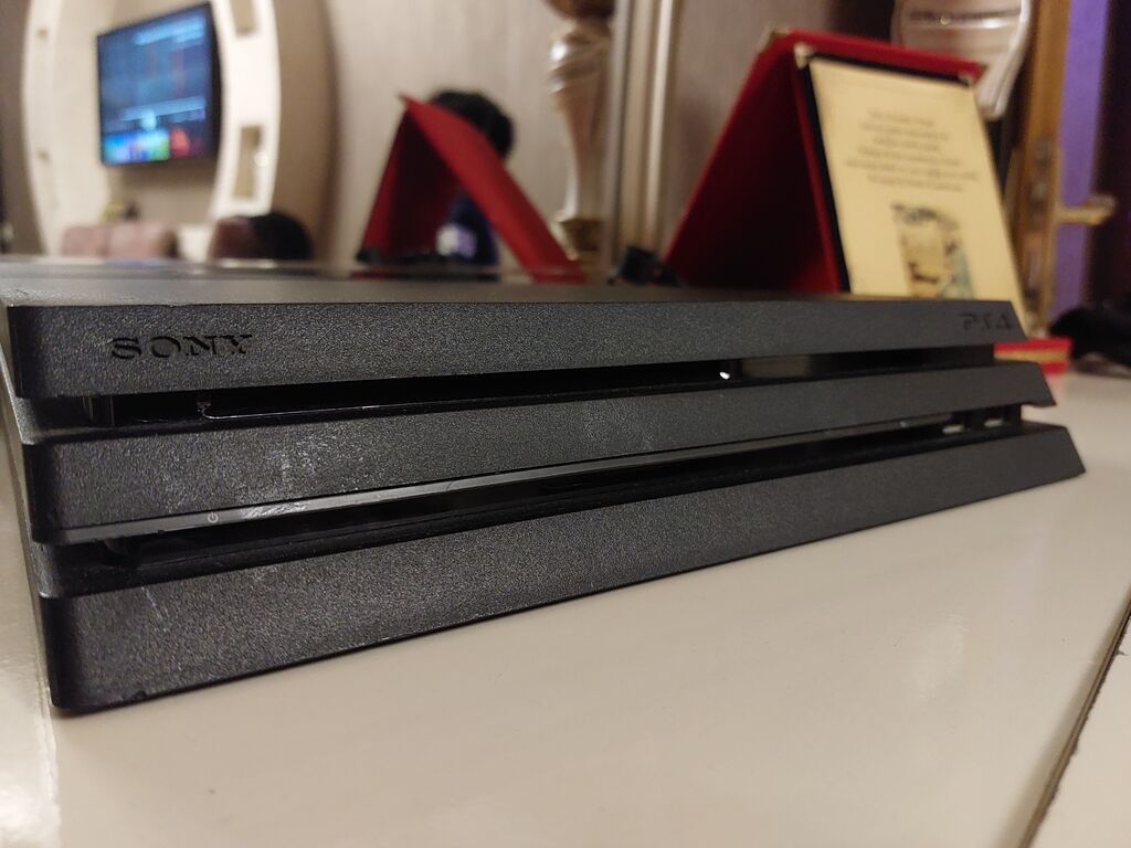 Sony PlayStation 4 Pro Xüsusiyyətlər: - Model: PS4 Pro (CUH — Oyun konsolları, Digah (8)