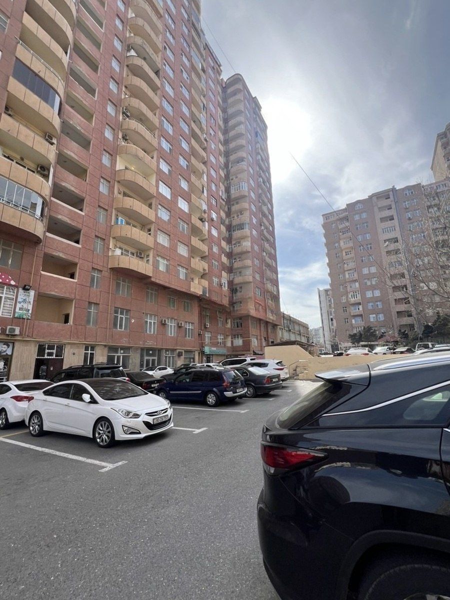 Satılır 4 otaqlı yeni tikili 200 m² — Mənzil, Bakı (3)
