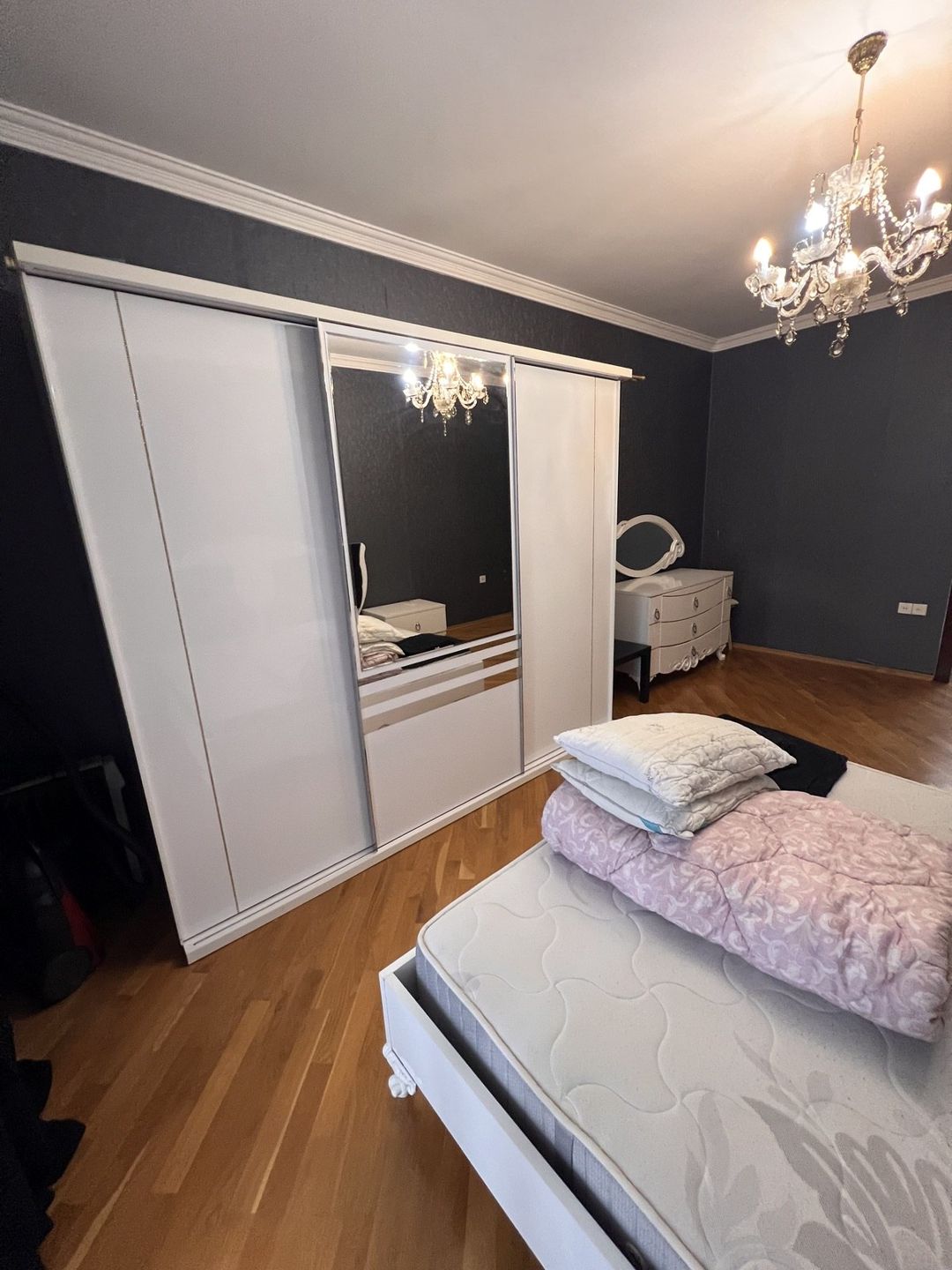 İcarəyə verilir 2 otaqlı köhnə tikili 65 m² — Mənzil, Bakı (9)