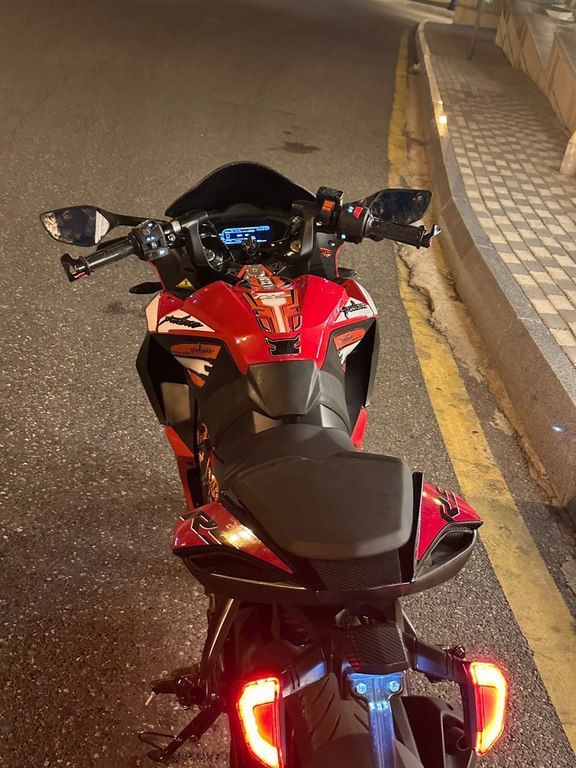 Bajaj Pulsar RS 200, 200 sm3, 2026 il, 1 500 km — Motosikletlər, Bakı (5)