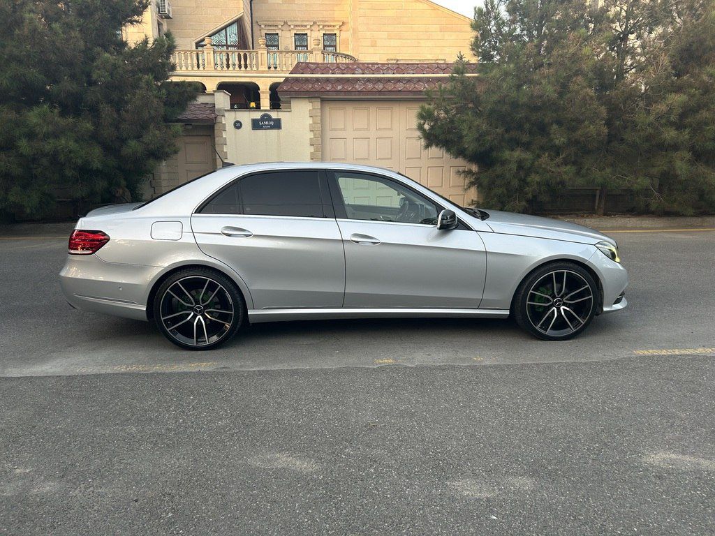 Mercedes E 220, 2.1 L, 2014 il, 315 000 km — Avtomobillər, Bakı (4)