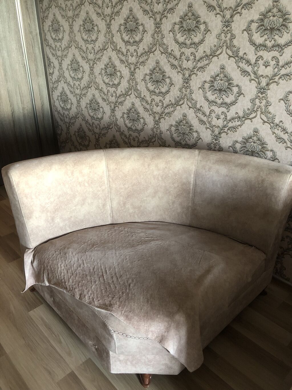 Bej rəngli yumşaq künc divan dəsti - Material: yumşaq toxumalı, nubuk — Yumşaq mobilya dəstləri, Bakı (3)