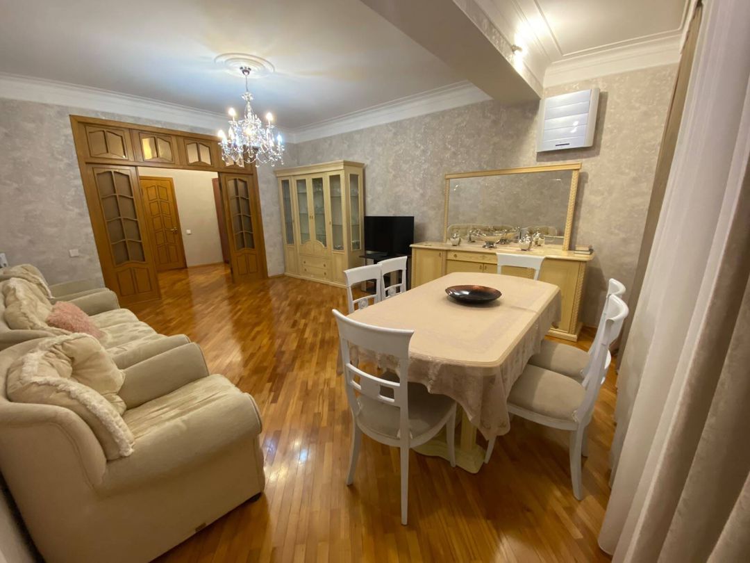 Satılır 3 otaqlı yeni tikili 135 m² — Mənzil, Bakı (5)