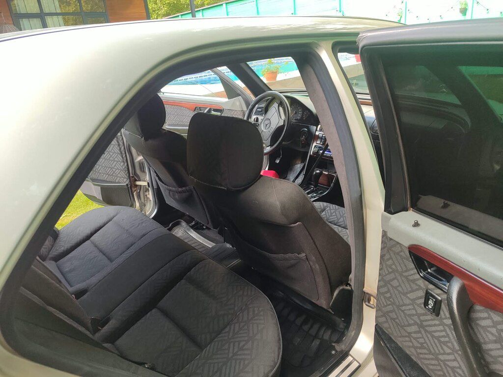 Mercedes C 220, 2.2 L, 1995 il, 357 456 km 10-ZR-076 — Avtomobillər, Qəbələ (7)