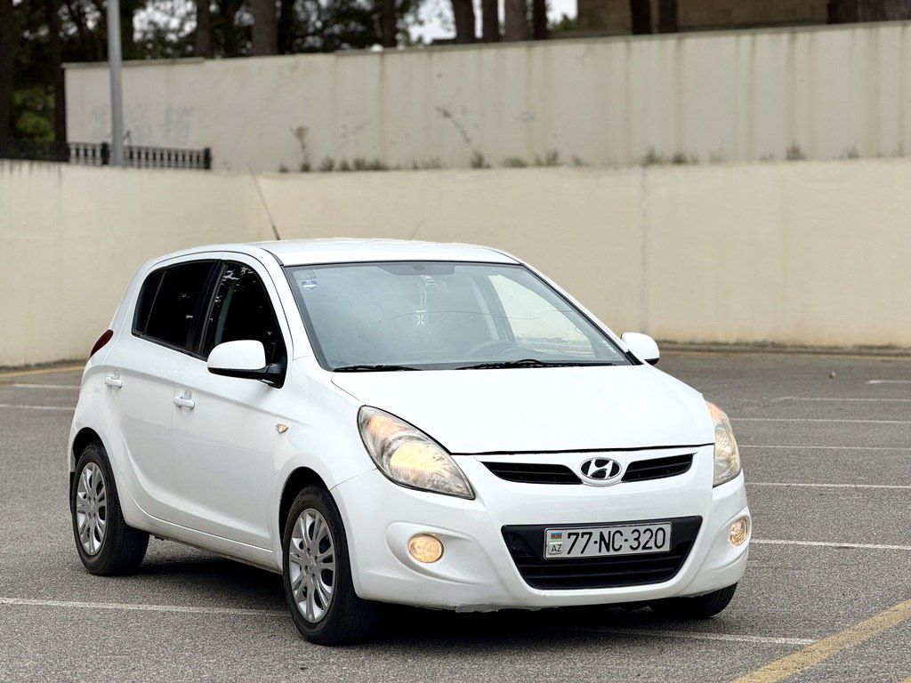 Hyundai i20, 1.4 L, 2011 il, 214 441 km 77-NC-320 — Avtomobillər, Sumqayıt (2)