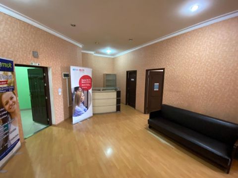 İcarəyə verilir 6 otaqlı ofis 255 m² — Bakı