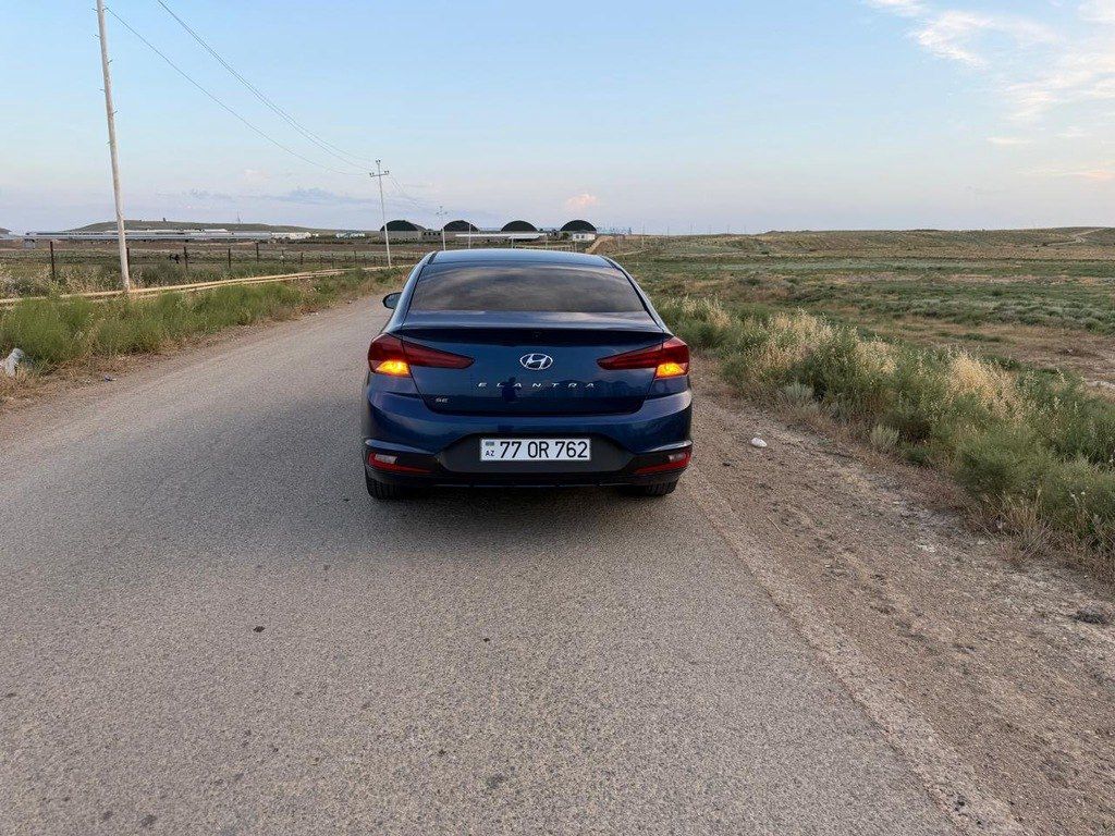 Hyundai Elantra, 2.0 L, 2019 il, 70 000 km 77-OR-762 — Avtomobillər, Bakı (2)