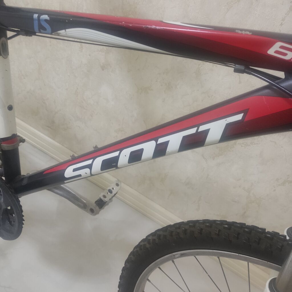 Scott 60 dağ velosipedi - Rəng: qara/qırmızı-ağ qrafika - Çərçivə — Dağ velosipedləri, Masazır (2)