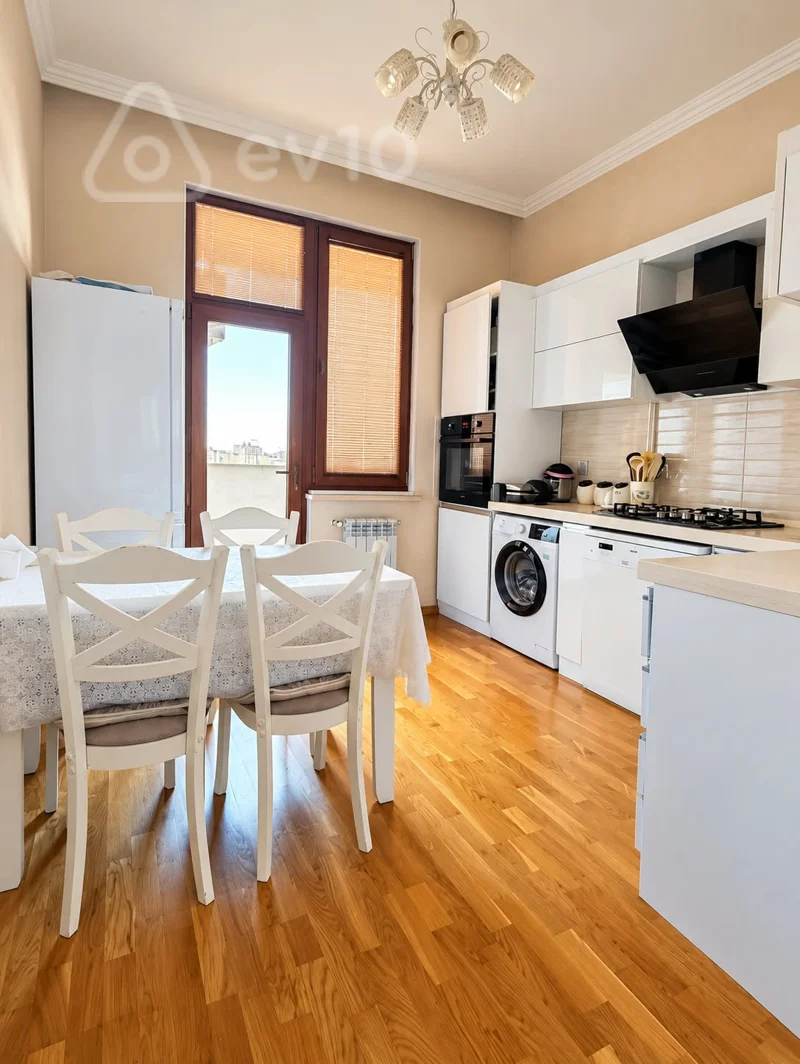 3 otaqlı mənzil, 85 m², Özbəkistan küç — Mənzil, Bakı (7)