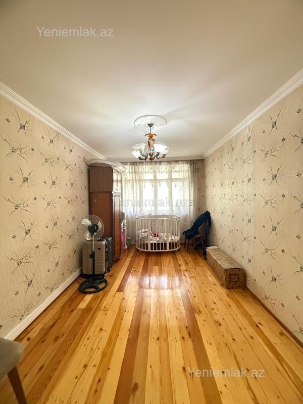 Satılır 4 otaqlı Bina evi menzil (Köhnə tikili), 90 m², 9-cu mikrorayon — Mənzil, Sumqayıt (5)