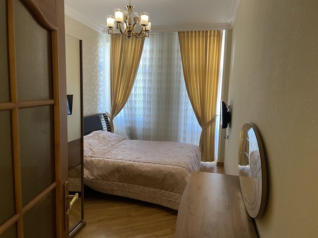 Satılır 2 otaqlı yeni tikili 70 m² — Mənzil, Bakı (2)