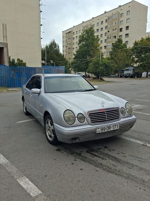Mercedes E 220, 2.2 L, 1998 il, 840 000 km — Gəncə