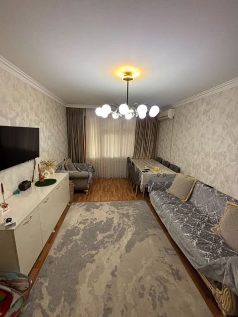 Bakı, 3 otaqlı, Köhnə tikili, m. Əhmədli, 85 kv. m — Bakı