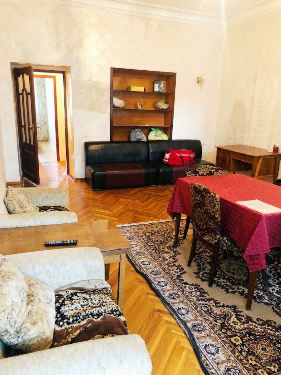 Satılır 3 otaqlı köhnə tikili 85 m² — Mənzil, Bakı (2)