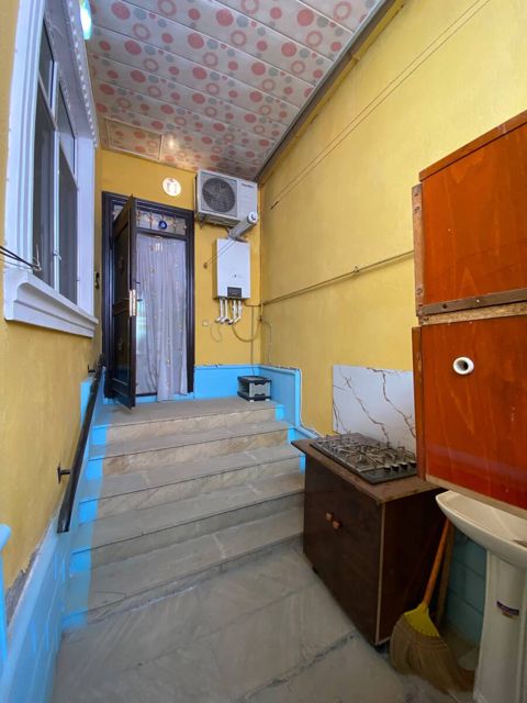 Satılır 2 otaqlı həyət evi/bağ evi 68 m² — Bakı