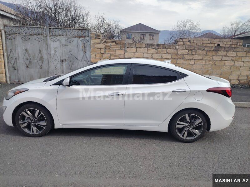 Hyundai Elantra, 2015 il — Avtomobillər, Qax (9)