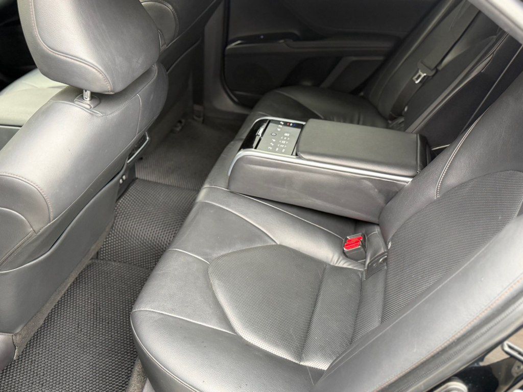 Toyota Camry, 2.5 L, 2018 il, 107 000 km — Avtomobillər, Bakı (12)
