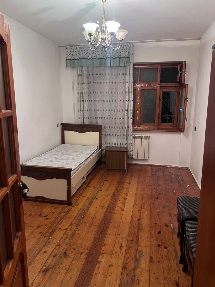 Satılır 3 otaqlı köhnə tikili 75 m² — Mənzil, Bakı (3)