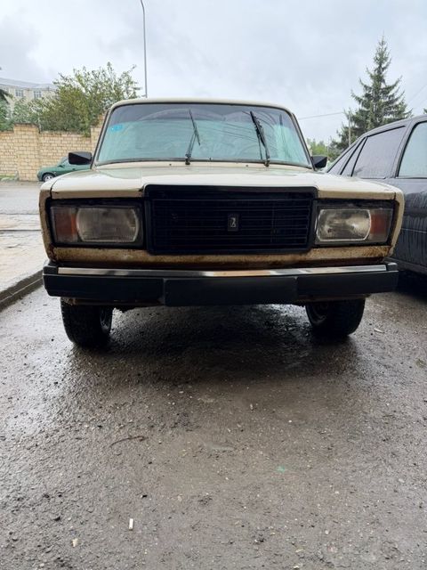 Lada (VAZ) 2107, 1.5 L, 1984 il, 555 845 km — Quba