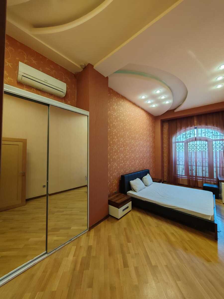 Satılır 3 otaqlı yeni tikili 160 m² — Mənzil, Bakı (10)