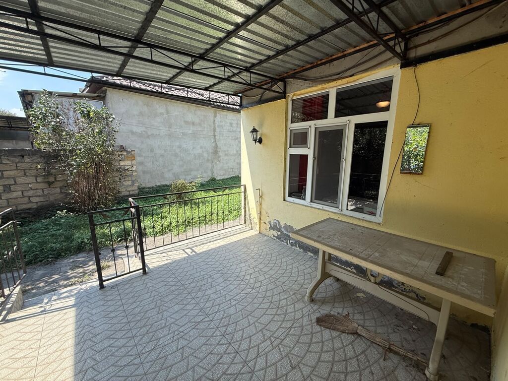 Həyət evi geniş örtülü eyvanı və səliqəli planlanması ilə təqdim — Ev, villa, Qusar (2)