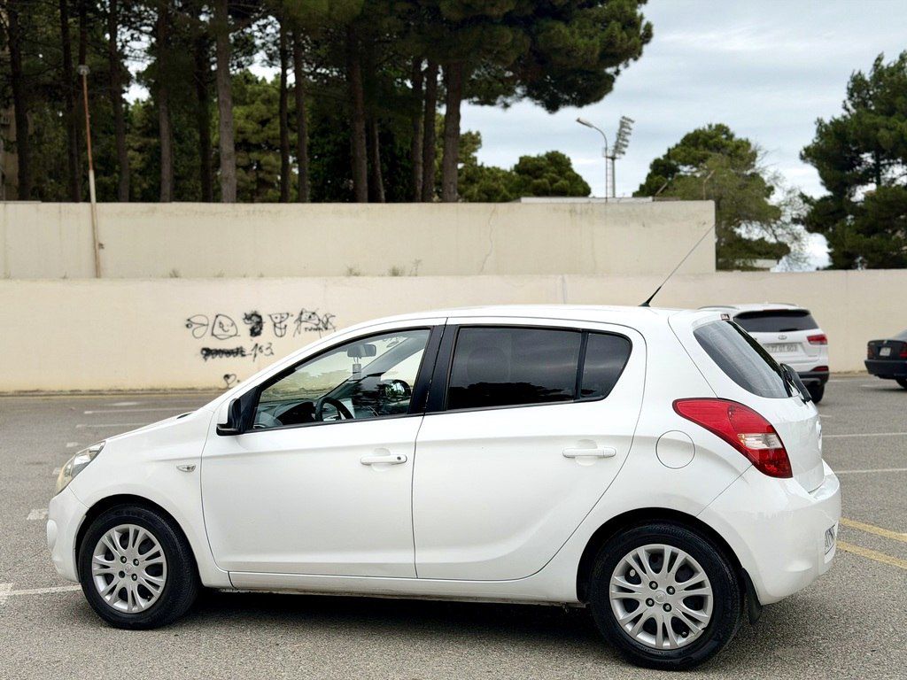 Hyundai i20, 1.4 L, 2011 il, 214 441 km 77-NC-320 — Avtomobillər, Sumqayıt (10)