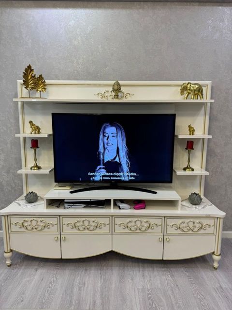 İşlənmiş, Düz TV altlığı, Polkalı, Laminat, Türkiyə — Bakı
