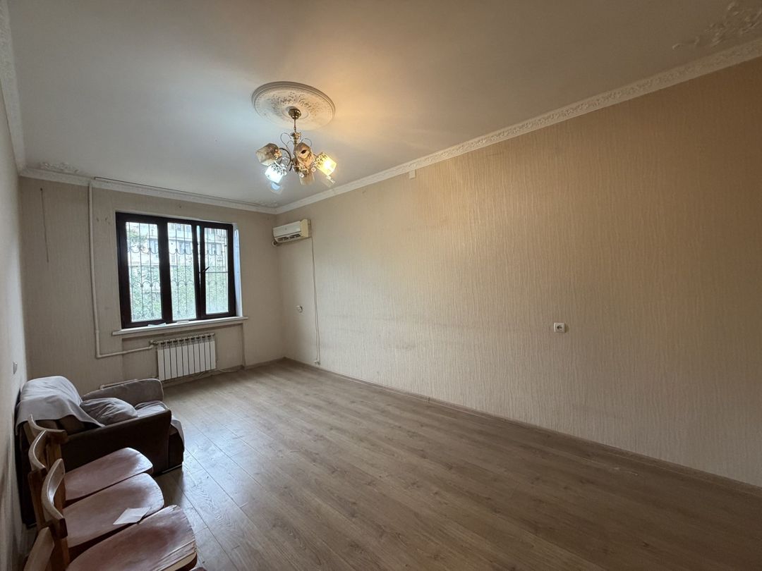Satılır 2 otaqlı köhnə tikili 60 m² — Mənzil, Bakı (2)