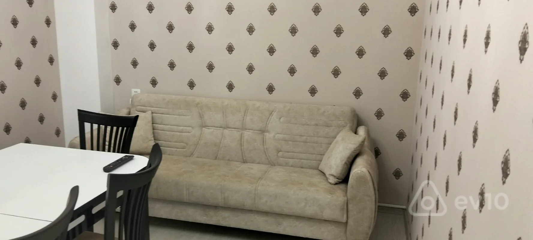 3 otaqlı mənzil, 100 m², Bakı, Əsəd Əhmədov küç. — kirayə — Mənzil, Bakı (3)