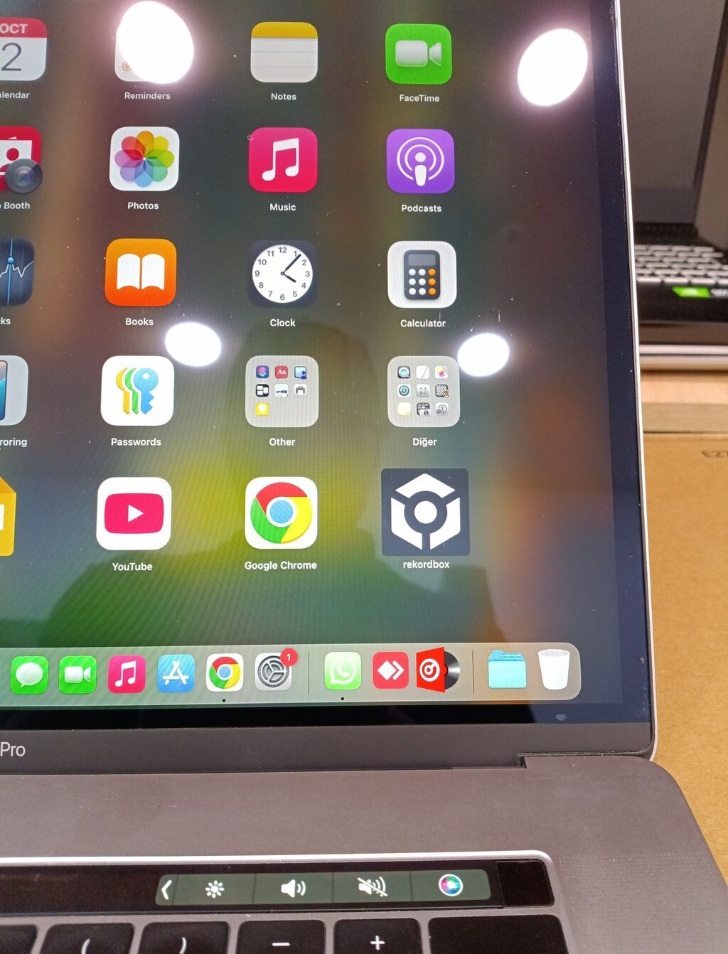 Başlıq: MacBook Pro 15.4 / Core i7 / 16GB RAM / Radeon Pro 555X — Apple Macbook, Bakı (2)