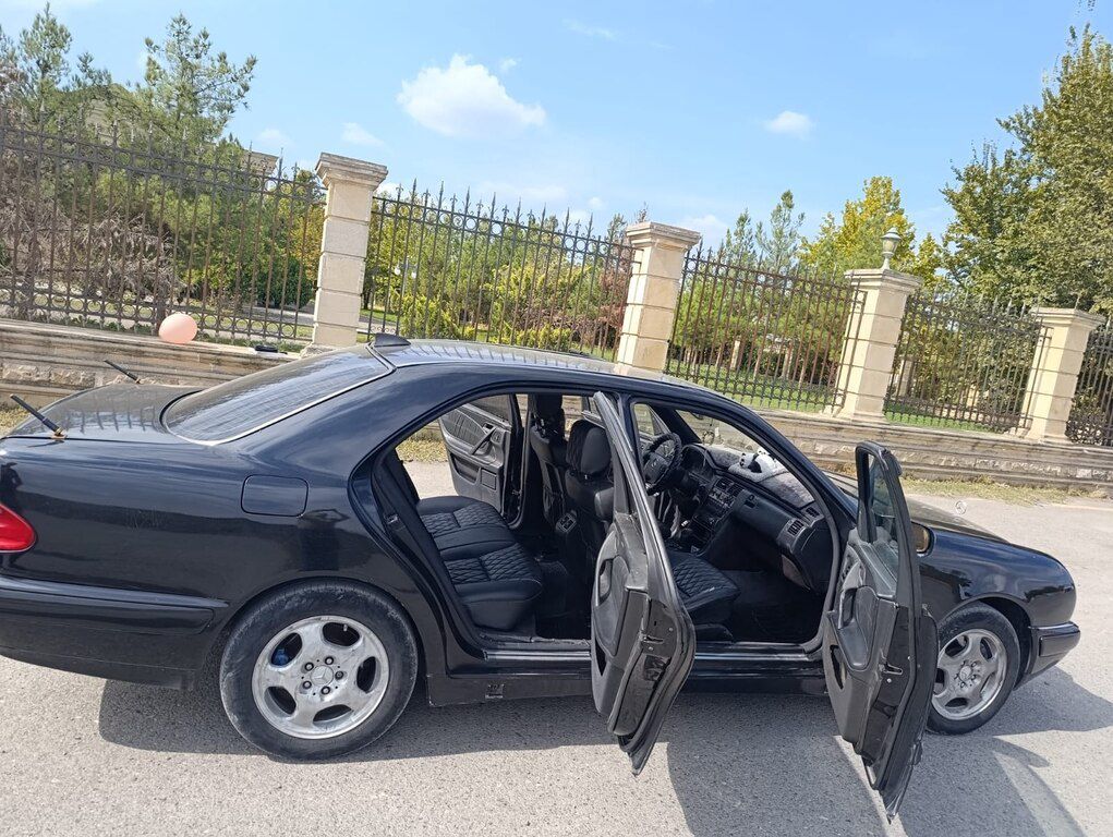 Mercedes E 320, 3.2 L, 1999 il, 441 000 km — Avtomobillər, Ucar (6)