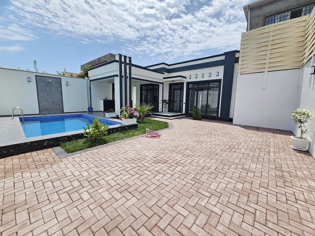 Satılır 4 otaqlı həyət evi/bağ evi 150 m² — Ev, villa, Bakı (2)