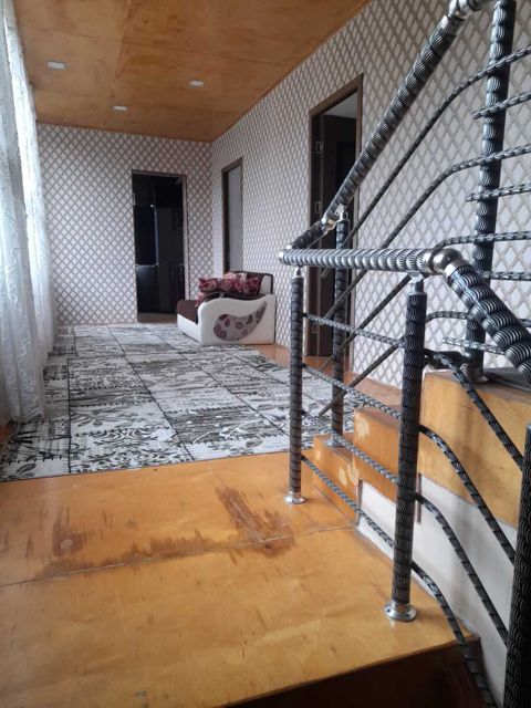 Satılır 5 otaqlı həyət evi/bağ evi 250 m² — Quba