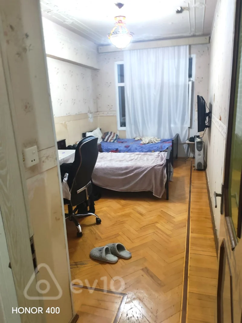 3 otaqlı mənzil, 70 m², Qulu Quliyev Kucesi — Mənzil, Bakı