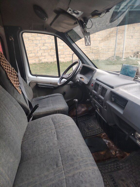 GAZ Sobol, 2.3 L, 2002 il, 90 000 km 90-MB-131 — Avtomobillər, Şəki (5)