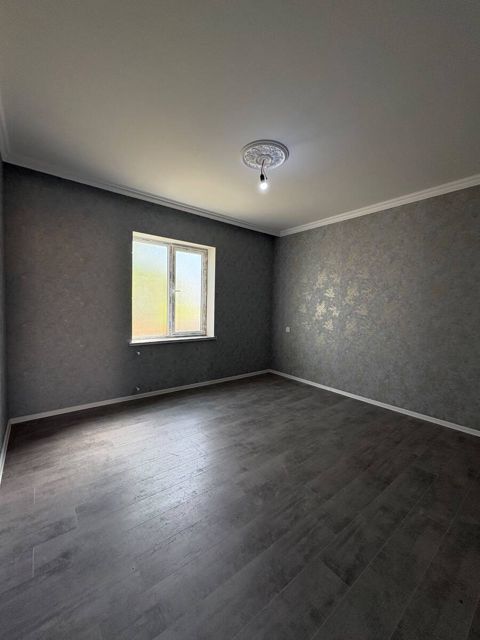 Satılır 4 otaqlı həyət evi/bağ evi 100 m² — Bakı