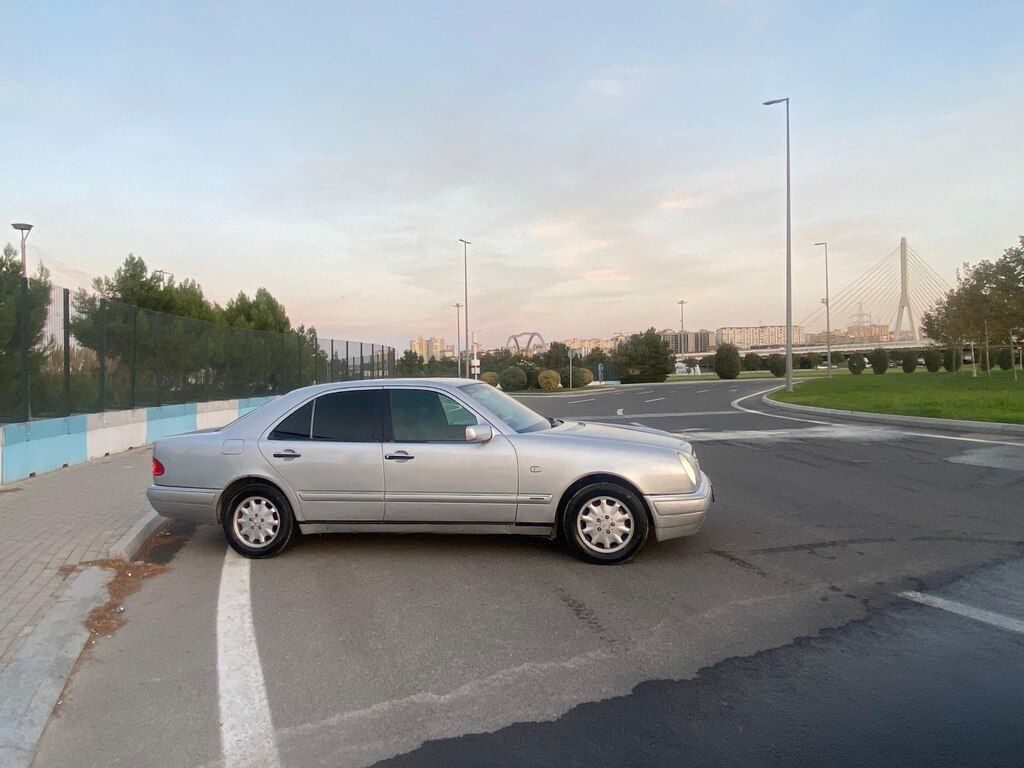 Mercedes E 230, 2.3 L, 1996 il, 250 000 km — Avtomobillər, Bakı (6)