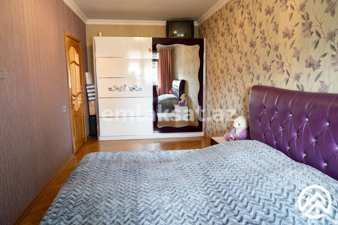 Satılır 4 otaq köhnə tikili 100 m², Qara Qarayev metrosu — Mənzil, Bakı (9)