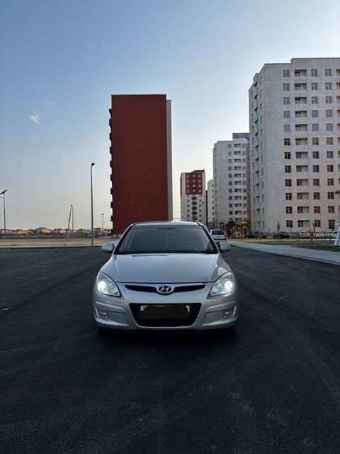 Hyundai i30, 1.6 L, 2007 il, 240 000 km — Şirvan