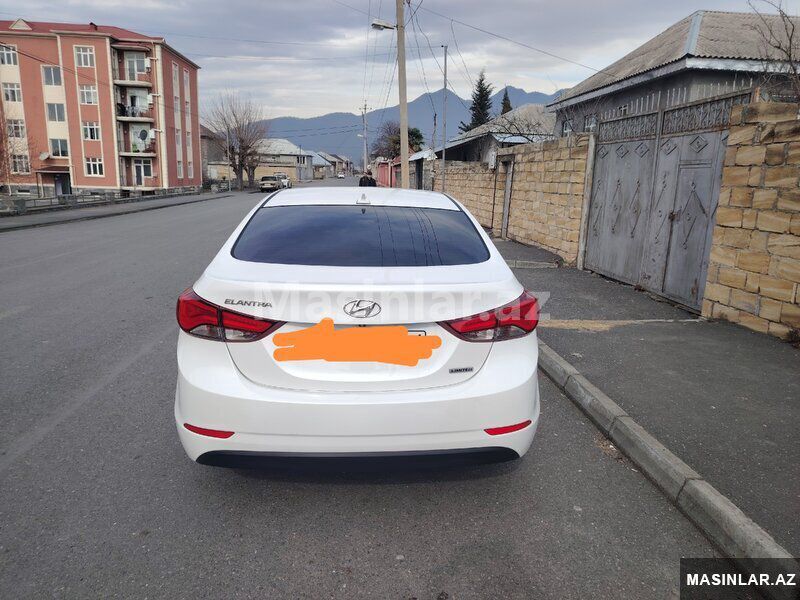 Hyundai Elantra, 2015 il — Avtomobillər, Qax (2)