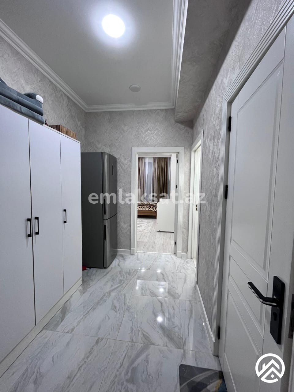 Satılır 2 otaq köhnə tikili 60 m², Bakıxanov — Mənzil, Bakı (5)