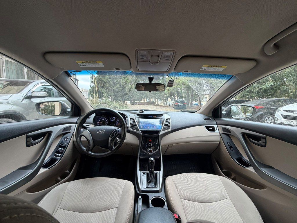 Hyundai Elantra, 1.8 L, 2015 il, 111 000 km — Avtomobillər, Bakı (6)