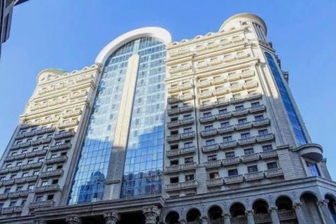 Satılır 4 otaqlı yeni tikili 216 m² — Bakı
