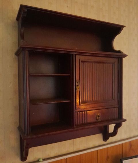 Əla vəziyyətdə Antik mebel.1930 iller őlcú- 65×60×19 sm material — Bakı