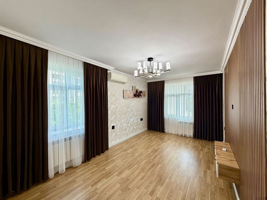 Satılır 2 otaqlı köhnə tikili 65 m² — Mənzil, Bakı (3)